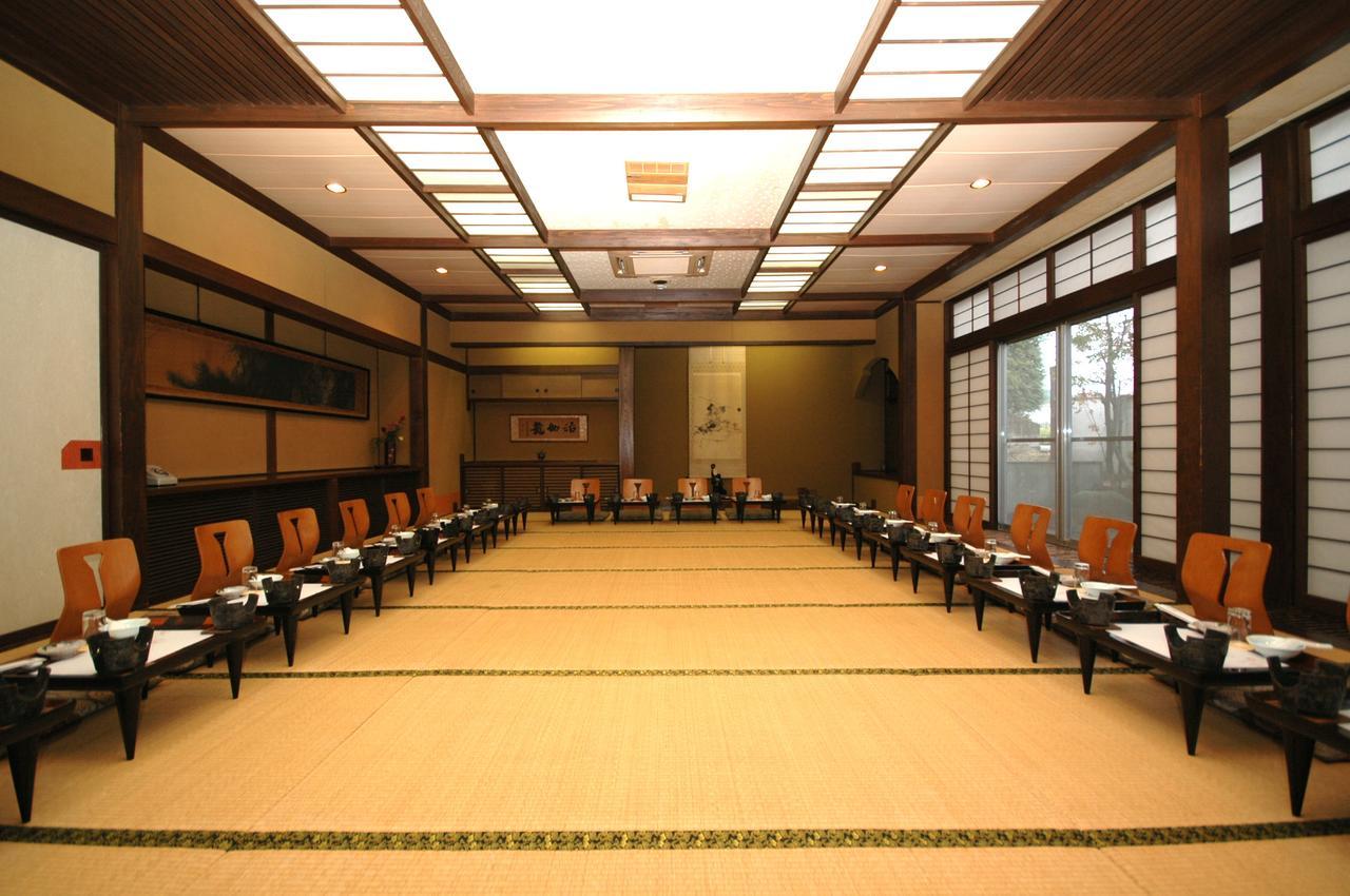 ホテル 青松館 東根市 エクステリア 写真